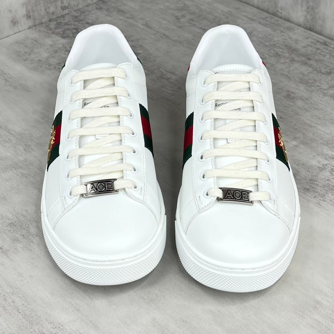 GUCCI ハチ付き レザースニーカー