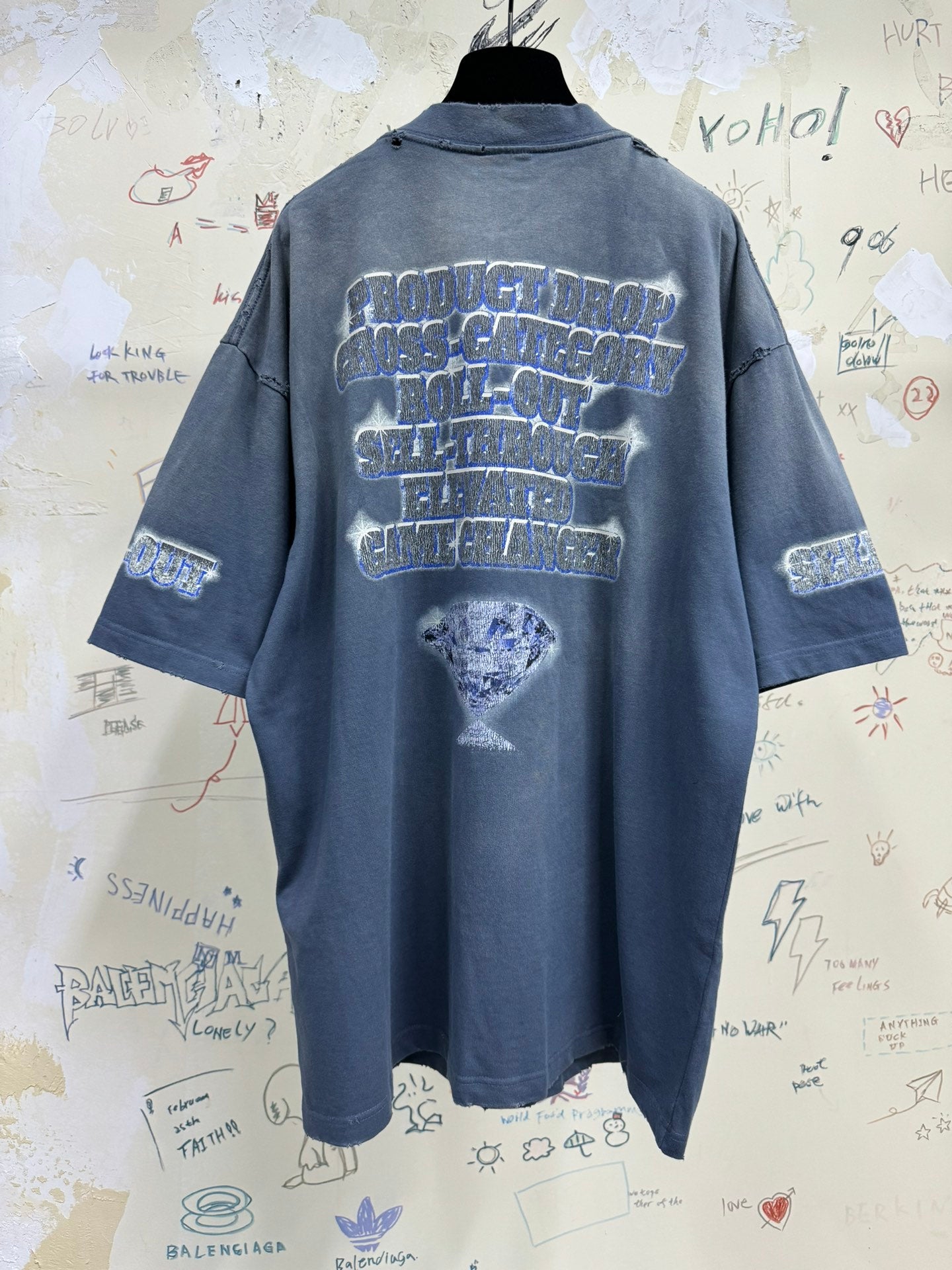 バレンシアガ SNBN インサイドアウト オーバーサイズ Tシャツ