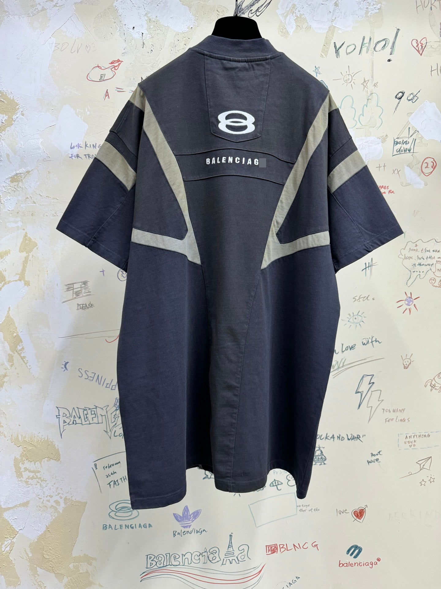 バレンシアガ Unity Sports Icon Biker オーバーサイズ Tシャツ 792354
