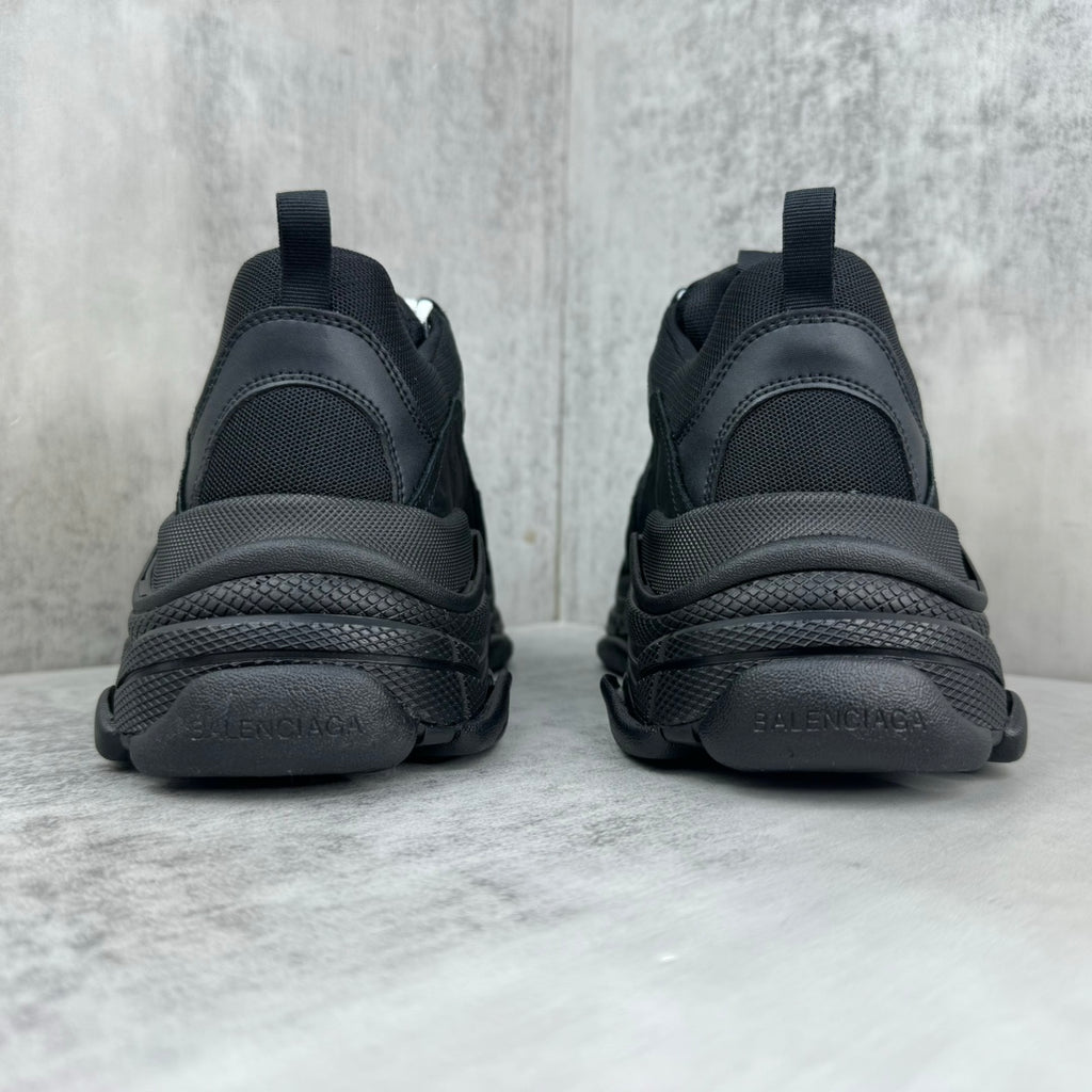 BALENCIAGA Triple S テープタイプ スニーカー 536737WTRST1070