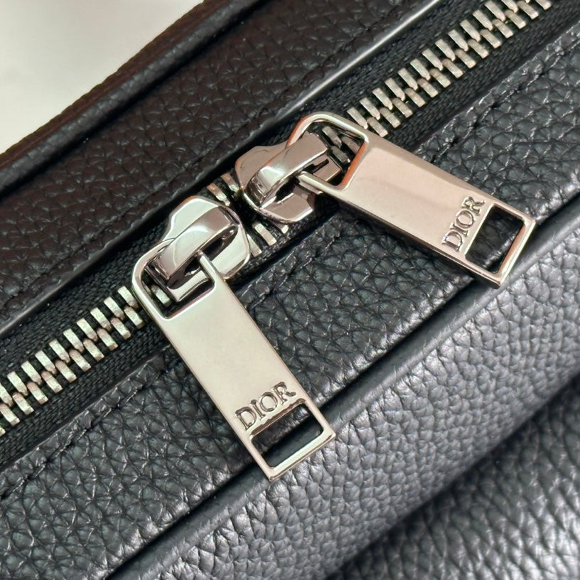 DIOR メッセンジャーバッグ