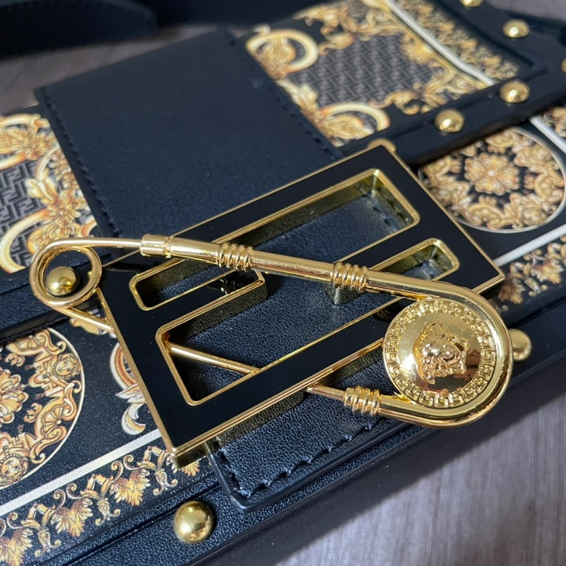 FENDI VERSACE コラボ レザーバッグ
